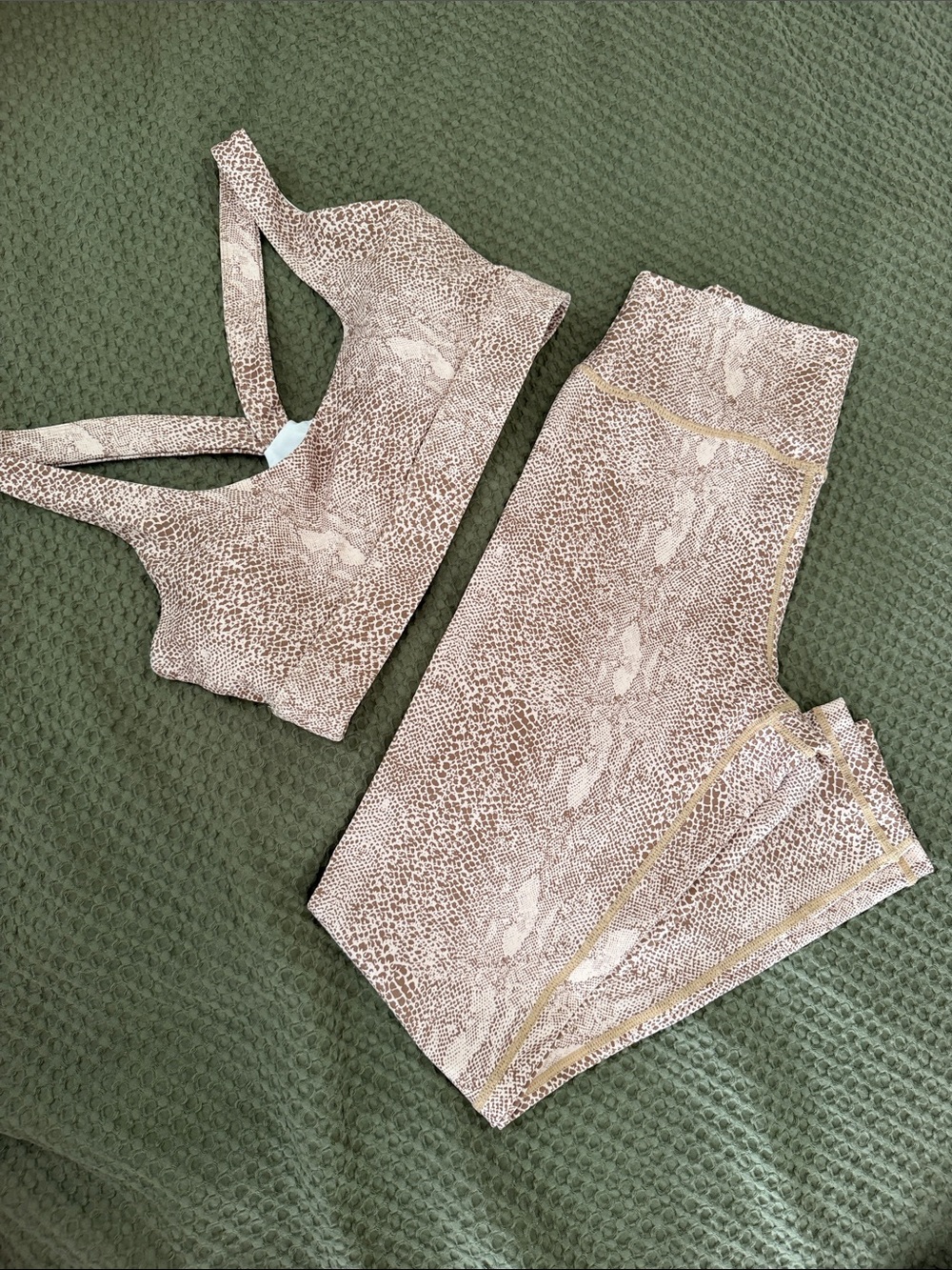 Kavala set